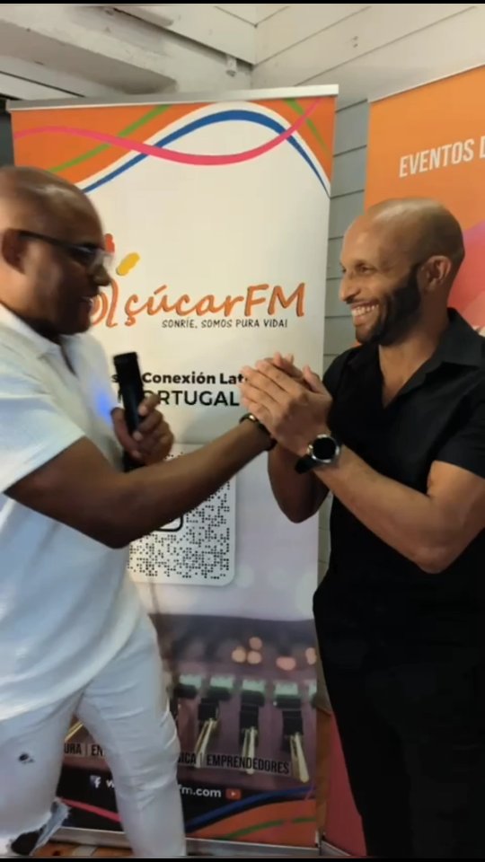 ✨ Seguimos nuestro especial de entrevistas,  celebrando el 4to aniversario de @dansundayoficial y en esta ocasión conversamos con @filipetavaresprt productor de Dansunday 🕺🔥

Hablamos de las expectativas de la celebración del 4to aniversario, además del amor por la kizomba y el crecimiento y de la energía de la comunidad danzante.

💫 Además, nos hace una invitación especial: celebrar juntos el "pasaje de año", moviendo el cuerpo, compartiendo vibra y dejando que la música nos conecte para este 2026🎇🎆🍾

Gracias a nuestro 
#VideoMaker 📹 @raccermyway

¡Vamos por muchos años más! 🎉❤️

#TeamDansunday #salsadancing #kizomba  #bachata #semba #4toAniversario #Dansunday #FelipeTavares #Danza #DanceLovers #Celebración #PasajeDeAño #Entrevista #ComunidadDanzante 
#Reel #Vibes ✨🕺🎶